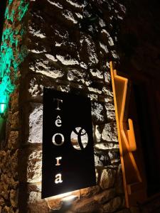 Teora taş otel