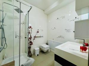 Joy City Stay Memorandului 5