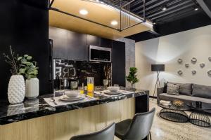 Downtown Designer Apartments by ULIV