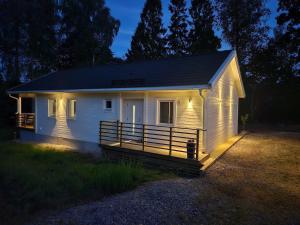 Vacation home near lake and nature