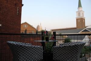 Historical Studio Apartment with Unique Capital View