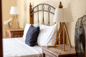 ROOFTOP HIDEAWAY, JACUZZI, BBQ & PETss