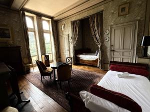 Sejours a la campagne Chateau de Resteau - Haut de Gamme - 15 pers : photos des chambres