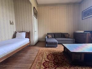 Sejours a la campagne Chateau de Resteau - Haut de Gamme - 15 pers : photos des chambres