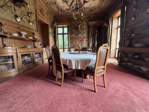 Sejours a la campagne Chateau de Resteau - Haut de Gamme - 15 pers : photos des chambres