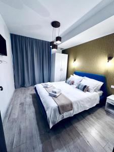 Loft with garden city view and garage