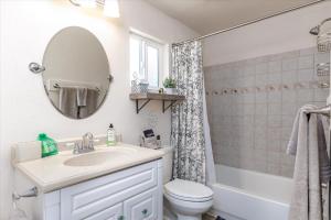 Seaglass Home - Pet Friendly-Spring Special