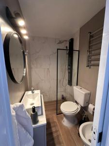 Departamento con balcon Centro La Plata by Lofter