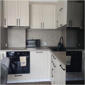 Апартамент "Rodopi" с Гледка към Езеро Безплатен Подземен Гараж