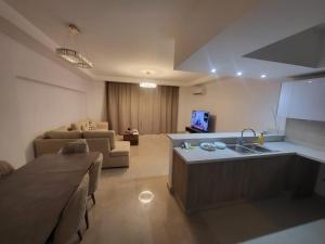 2 Bedroom Fully Furnished