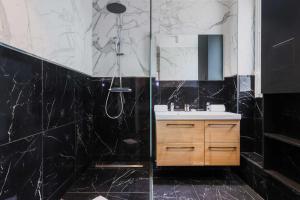 My Paris Apartments - Champs Elysées