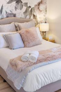 12 Calming Coral Beach Beautiful 2BRM