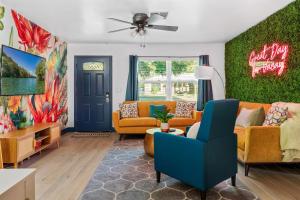 Pets Ok! Heated Pool Mins To 3 Sisters Spring! - 4hvězdičkové hotely ve městě Crystal River