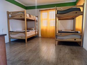 Hostel rivendell lima