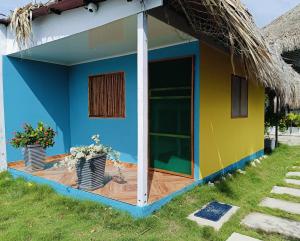 Urantia Beach Hostel & Surf Camp