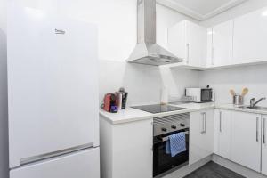 Bright 3bdr Near To The Metro