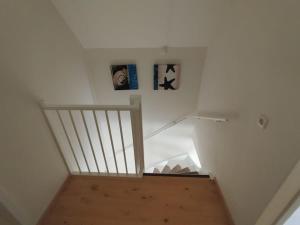 Cozy Beach House Beautiful Water View, WiFi & Parking