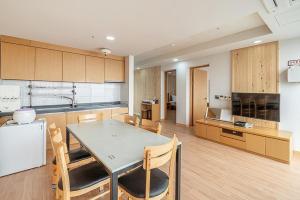 Yeongdeok Hillington Hotel Resort Pension