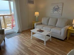 Beachfront Bungalow 124