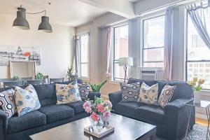 Top Floor Conv Center Free Parking 4 Beds