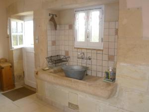 Maisons de vacances Holiday Home in Monprimblanc with Pool & Vineyards : photos des chambres
