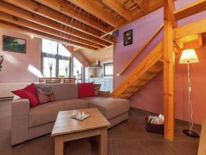 La Roche Cozy Forest Escape