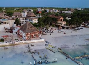 Golden Paradise Beachfront