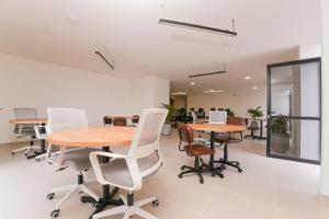 Metropolitan Living by HOUSY