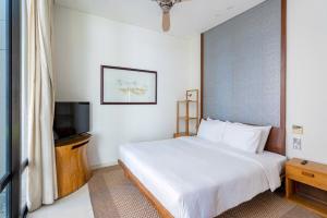 Beachfront villa in Resort Da Nang- Free pick up airport