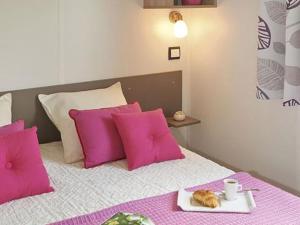 Mobil-home 4 personnes avec terrasse à Saint-Gildas-de-Rhuys - API-1-52-766