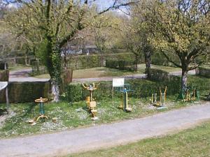 Chalet 35m² avec Terrasse à Lons-le-Saunier - API-1-52-250