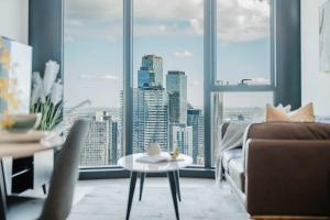 Melbourne Modern CBD Stay Walk to Shops & Trams