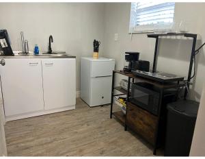 Studios & Coral Gable, close to downtown and airport