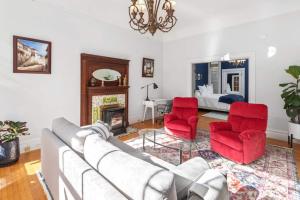 Gorgeous Victorian Flat