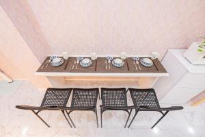 Ueno home2 10-minute walk from Ueno Station, 4-minute walk from Inaricho Station, 10-minute walk to Asakusa, 1F