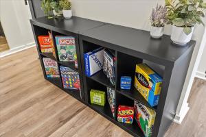 Modern Flat off Meridian - Walk Anywhere Downtown