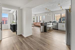 Modern Flat off Meridian - Walk Anywhere Downtown