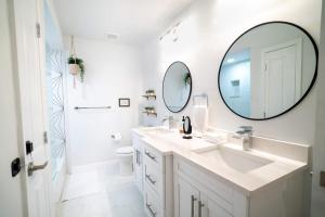 Beautiful Spacious Stylish near Busch Gardens