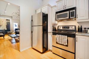Suite La Madame - Designer Downtown Nest