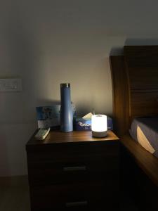 Comfy Stay with a Great view near Oberoi Mall