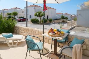 Sunny Resort 1-bedroom apartment 1211