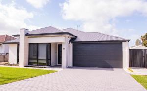 Sunset Shores 4BR Pool Retreat in Busselton