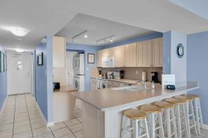Dominica - New Waterfront Condo Pool Dock 2 Bedroom 2 Bathroom