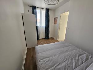 Appartements Pavillons-sous-bois : photos des chambres