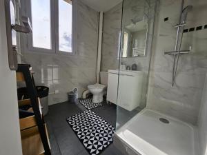 Appartements Pavillons-sous-bois : photos des chambres