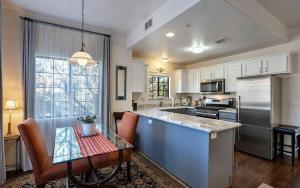 Grasshopper Lane Getaway- Your Sedona Oasis