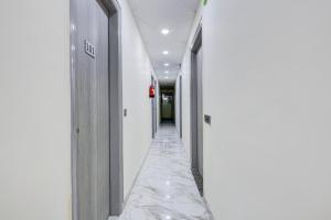 Super Collection O Rohini Sector 21 Formerly Shelter Inn