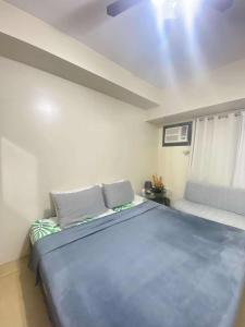 AVIDA TOWERS 1BR Sea and City View Condo at Poblacion