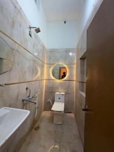 Golden Nest Farms 3BHK Private Pool by Homeyhuts