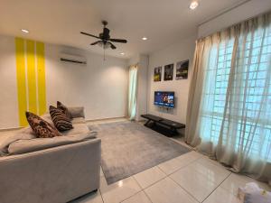 Langkawi Landed 13 Pax Deluxe Homestay